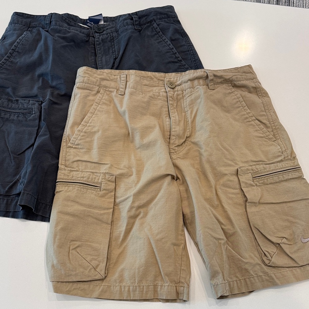 Nike Men's Tan and Black Cargo Shorts (medium 32) bundle of 2